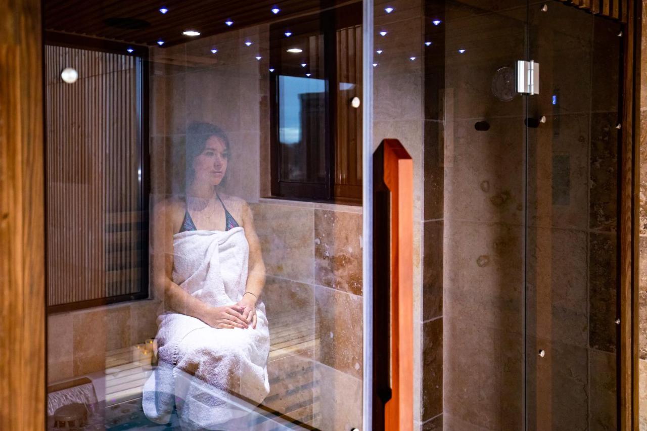 Le Domaine De Baulieu Otel Auch Dış mekan fotoğraf